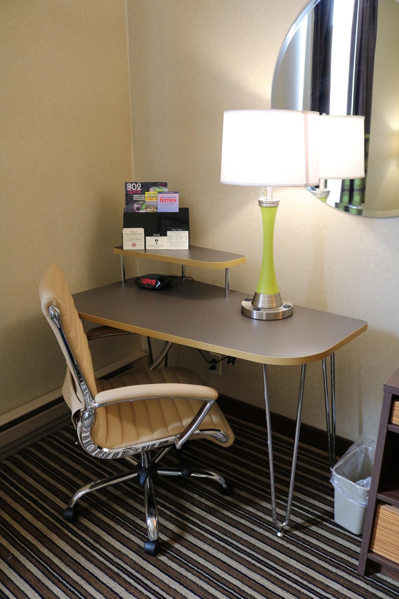 Super 8 By Wyndham Plattsburgh Otel Dış mekan fotoğraf