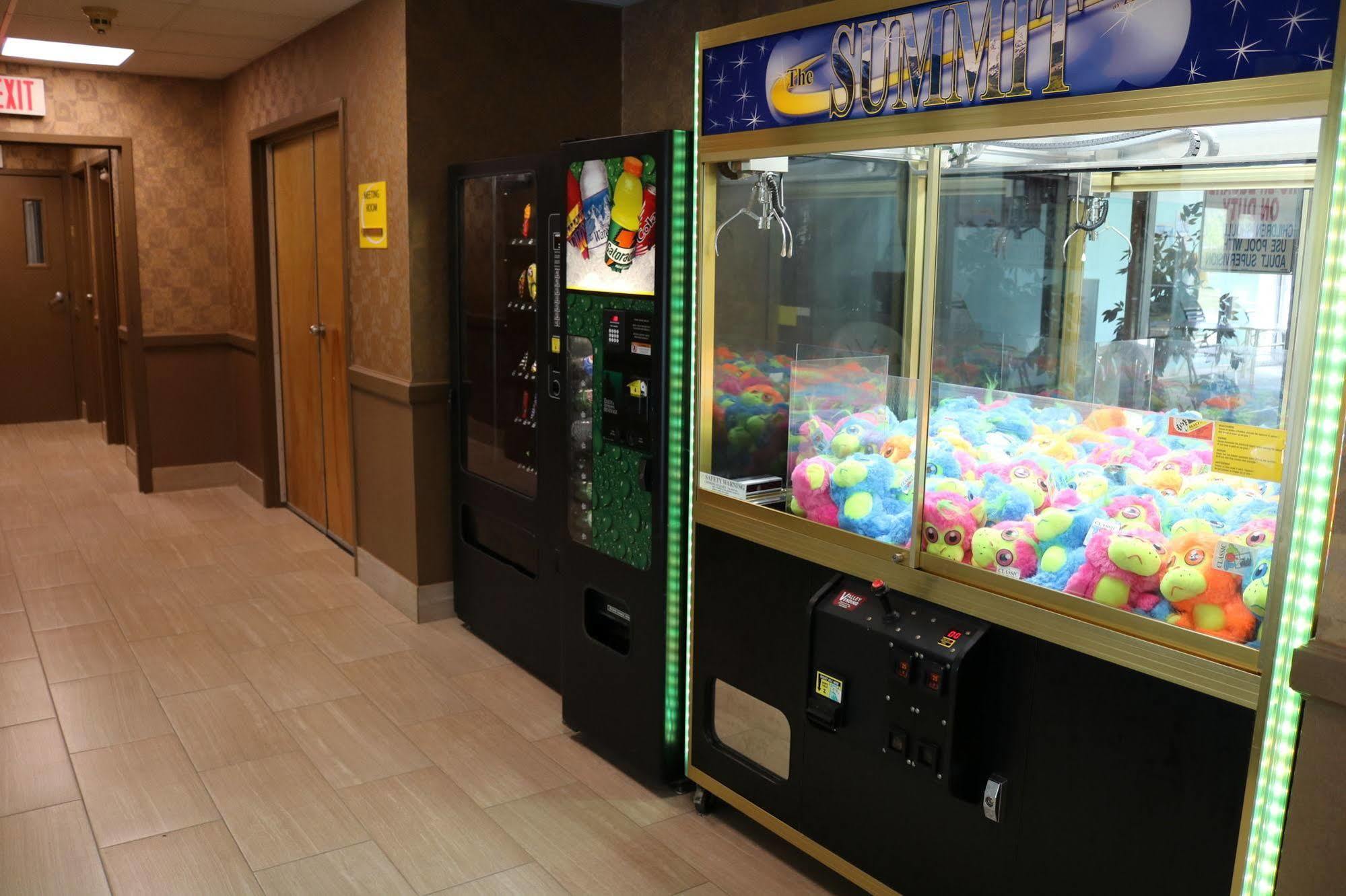 Super 8 By Wyndham Plattsburgh Otel Dış mekan fotoğraf
